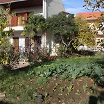 5899c