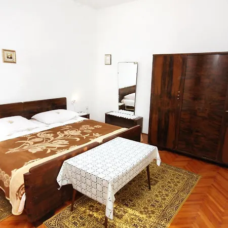 5899c Biograd Na Moru