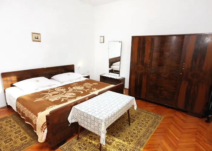 5899c Biograd Na Moru